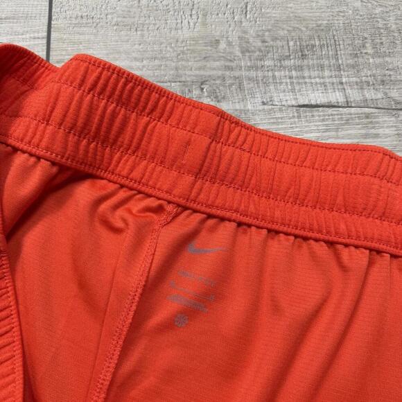 NWT Nike Swoosh Fly Women's Crossover Shorts Plus Size 3X Basketball Picante Red - Picture 7 of 12
